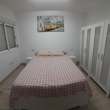 Estudio Frente A Estacion Maria Zambrano Malaga Zewnętrze zdjęcie